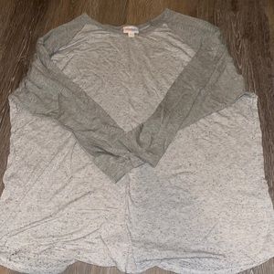 women’s lularoe shirt